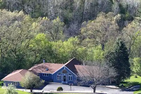 Nearly 12-Acre Private Retreat