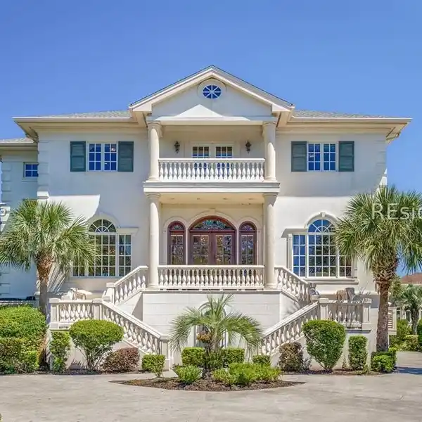 EXTRAORDINARY WEXFORD RESIDENCE