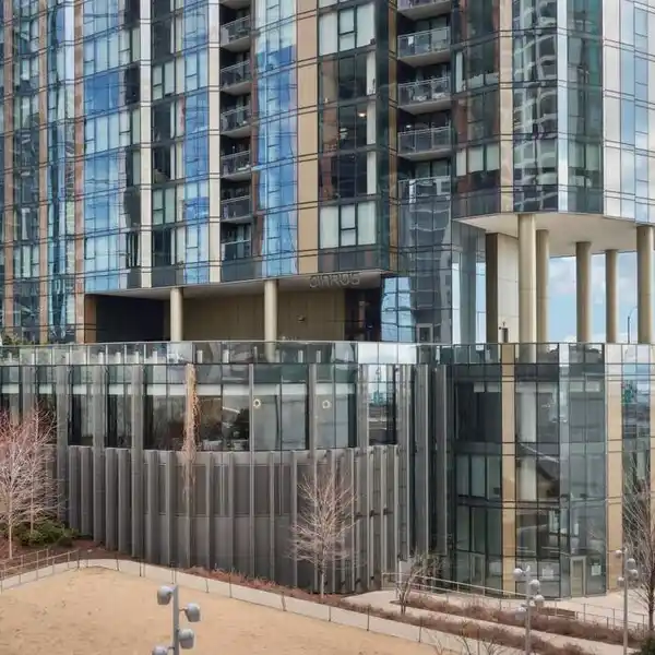 FABULOUS 3-BEDROOM LAKEFRONT HOME AT CIRRUS