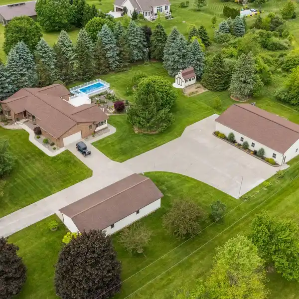 REMARKABLE RANCH ON  SIZABLE PRIVATE OASIS