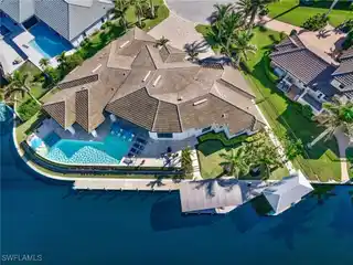 Spectacular Waterfront Estate