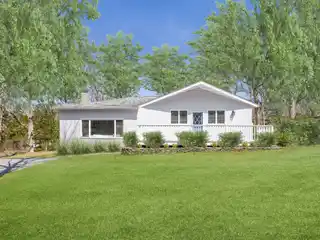 Newly Renovated Home for Rent Near Havens Beach