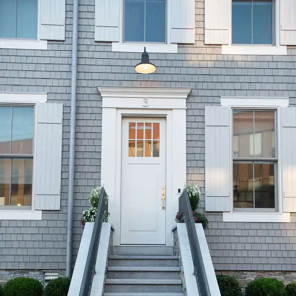 EXTRAORDINARY AND SPACIOUS LUXURY TOWNHOUSE