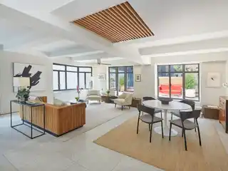 Remarkable Residence in the Heart of Midtown Manhattan