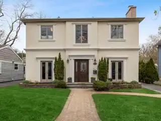 Sunlit Traditional Home with Spacious Family Areas