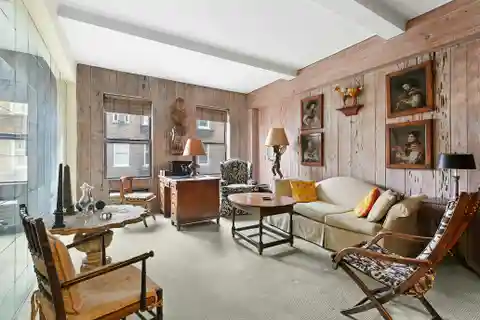 Lovely Two Bedroom Coop Apartment in Carnegie Hill