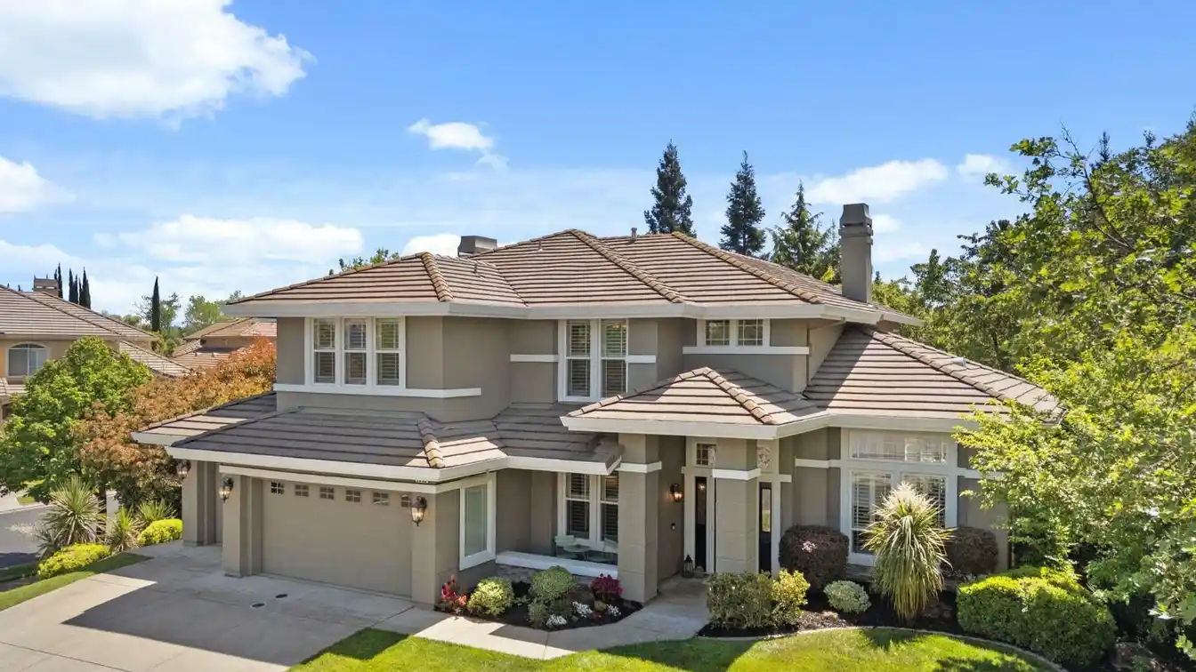 Luxury Living in Gated Community