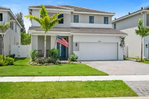 Multi-gen Living Meets Style and Comfort