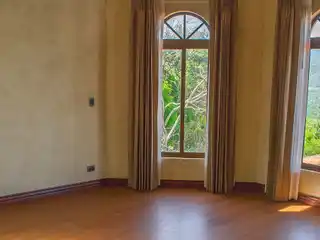 Colonial Reserve in Villa Real in Santa Ana
