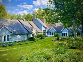 Stone Hill Estate