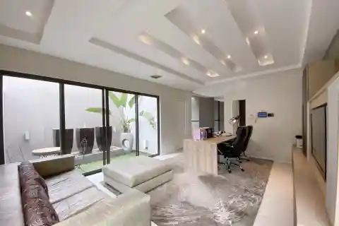 Sleek, Stylish Living for the Modern Connoisseur