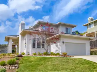 Immaculate Home on a Quaint Cul-de-sac