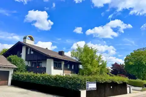 Well-Maintained Semi-Detached House