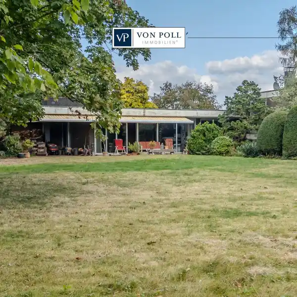 EXTRAORDINARY PROPERTY BUILT BY WELL-KNOWN CONTRACTOR