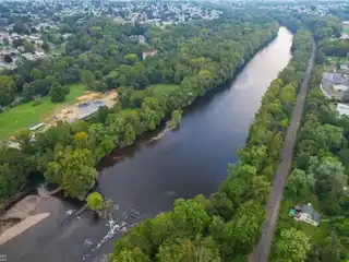 34 Acres on the Lehigh River
