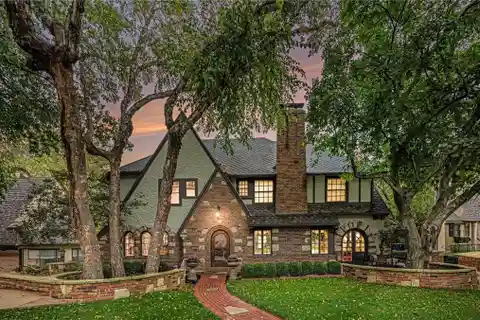 Stunning English Tudor