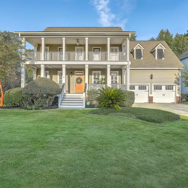 CUSTOM-BUILT DREAM HOME IN THE HEART OF MT. PLEASANT