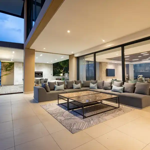 OPULENT THREE-FLOOR PENTHOUSE