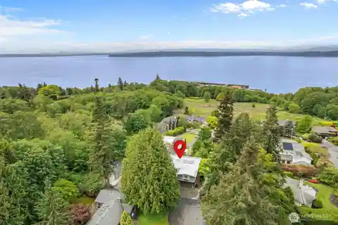 Exquisite Home with Sound and Mountain Views