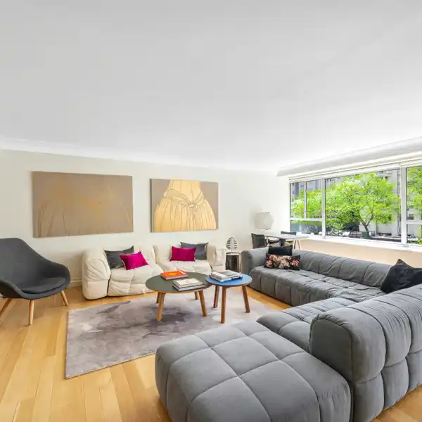 DESIRABLE HOME AT THE ICONIC MANHATTAN HOUSE