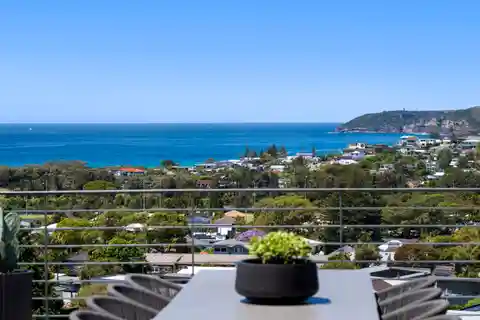 Panoramic Ocean Views with Timeless Coastal Elegance