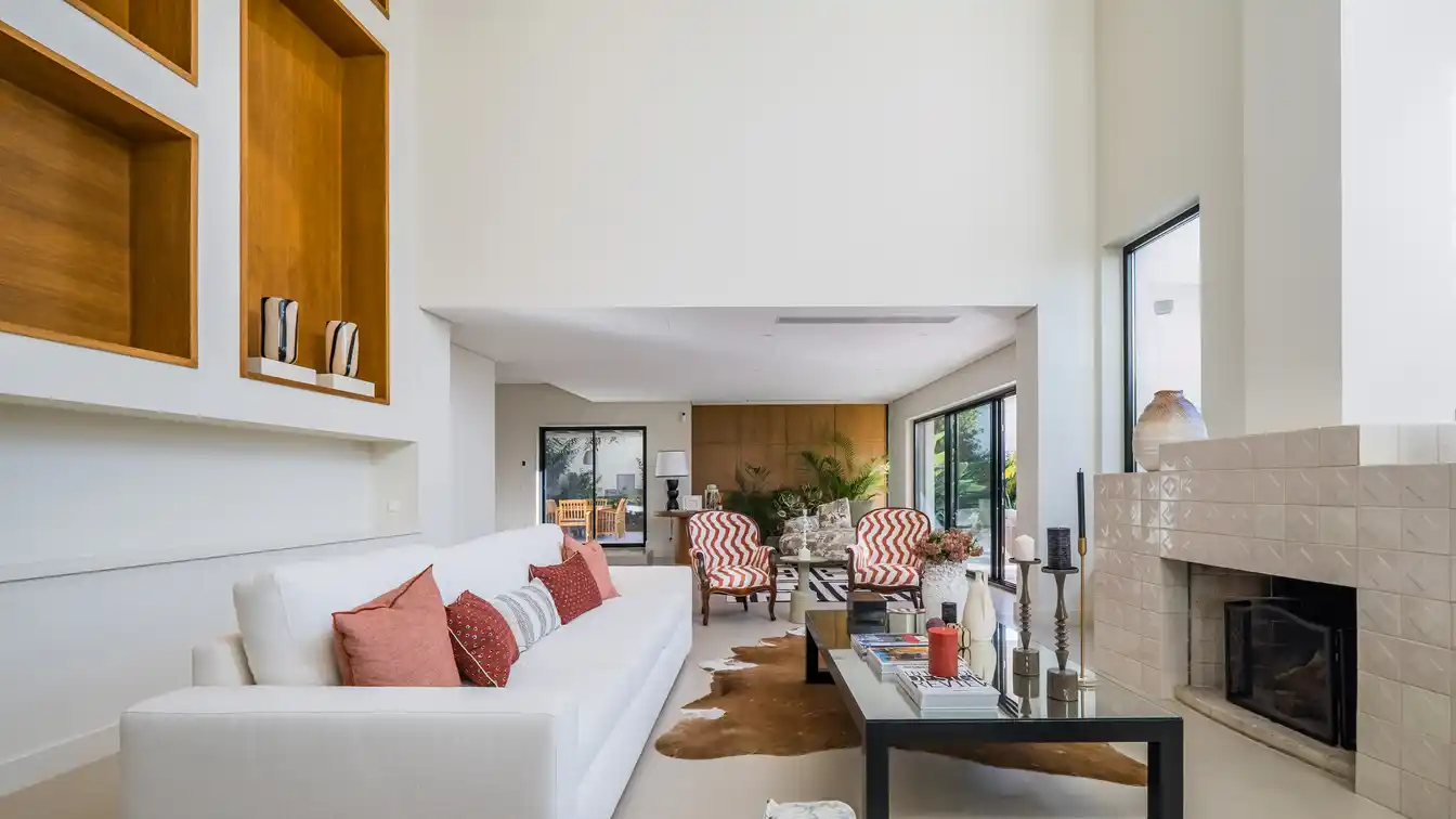 Five Bedroom House with Garden, Pool and Rooftop in Aldeia De Juzo