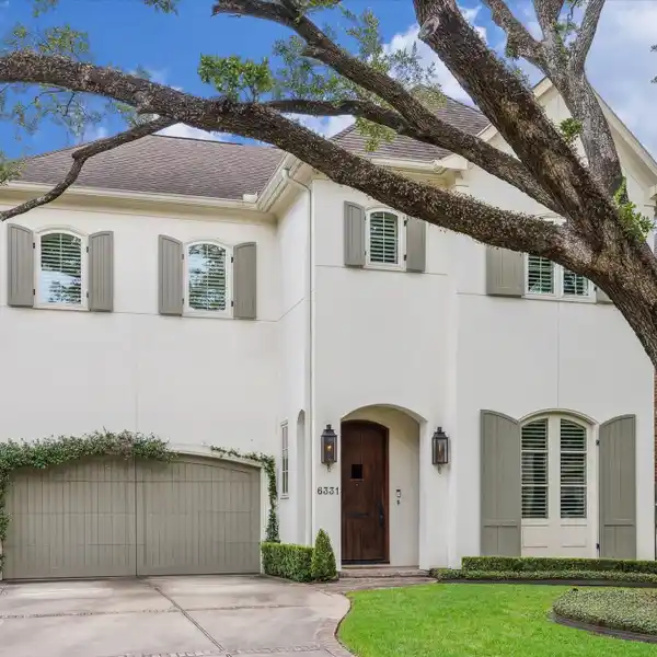 GORGEOUS HOME ON A LARGE LOT