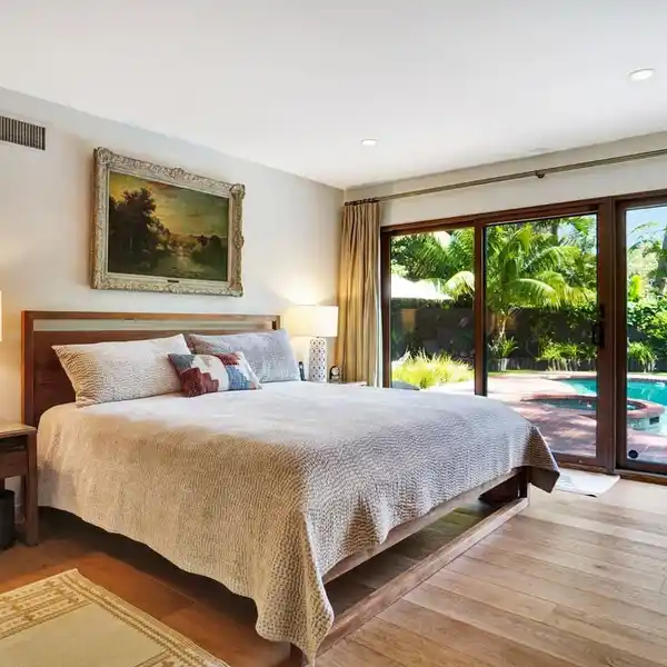 RECENTLY REMODELED HOME IN MALIBU WEST