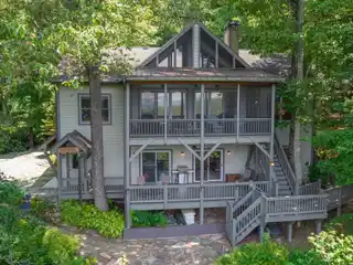 Secluded Mountain Retreat with Timeless Style