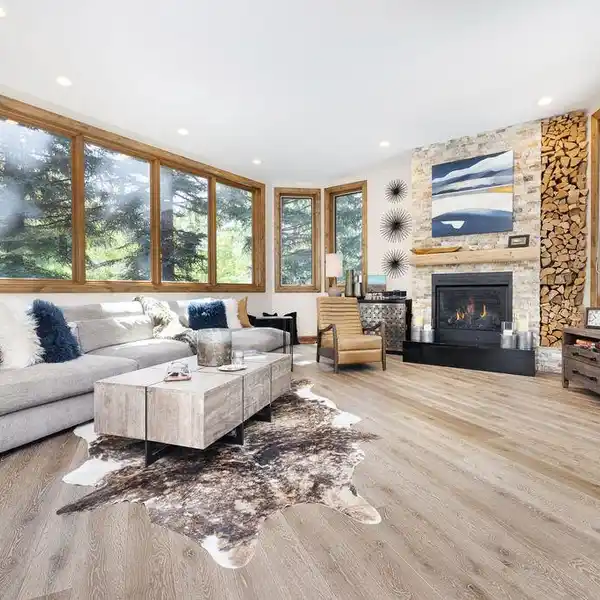 BEAUTIFULLY APPOINTED DUPLEX IN COVETED POTATO PATCH