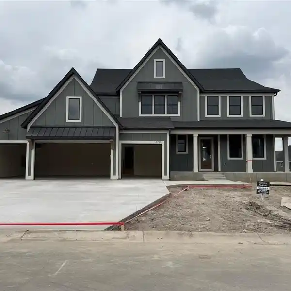 THE BRENTWOOD PLAN IN HOLLYDALE