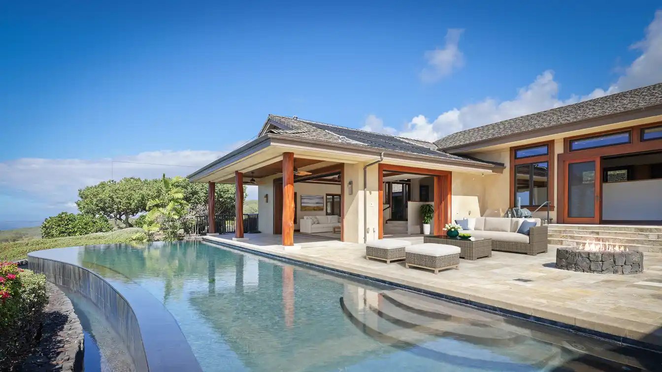 Custom Estate with Panoramic Views in Exclusive Hokuli’a