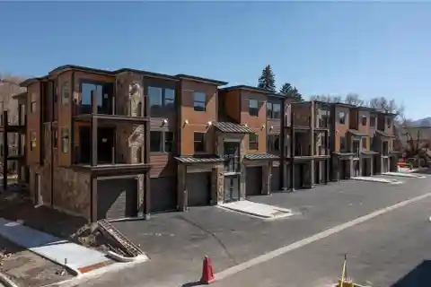 Cool Corner Unit with Mountain Serenity