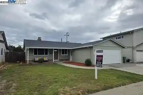 Beautifully Upgraded Property