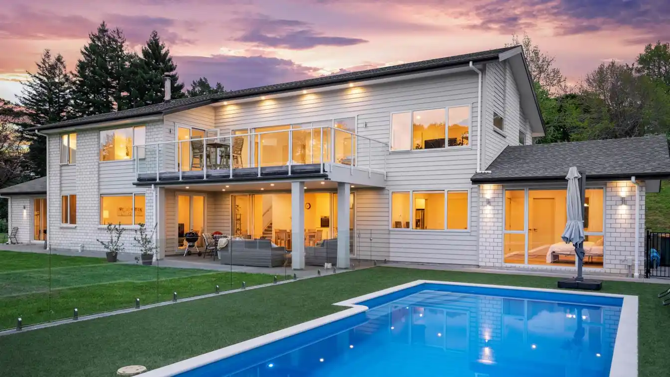 Luxury Lifestyle Retreat with City Fringe Convenience