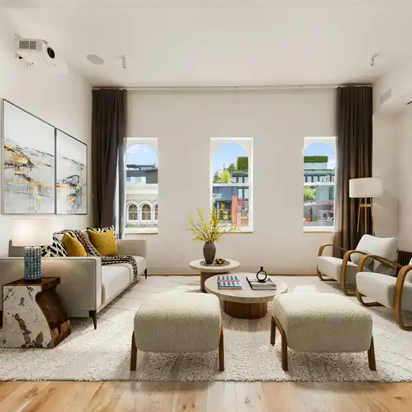 ARCHITECTURAL BEAUTY MEETS MODERN COMFORT