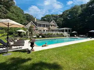 Traditional Contemporary Home Near East Hampton Village