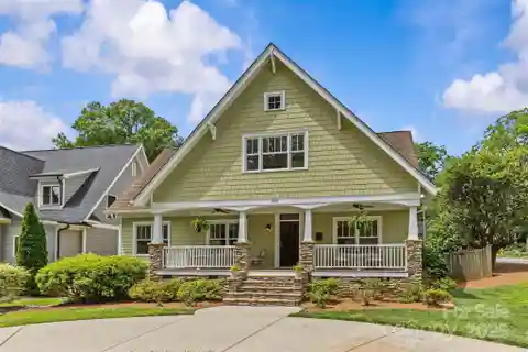 The Perfect Blend of Charm and Convenience