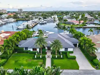 Gorgeous Deepwater Estate