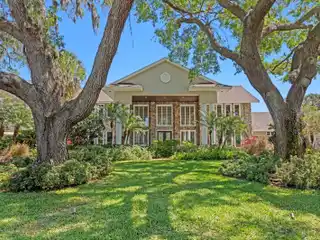 Stately Recently Updated Estate in Avila