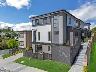 Auckland's Chicest Urban Home