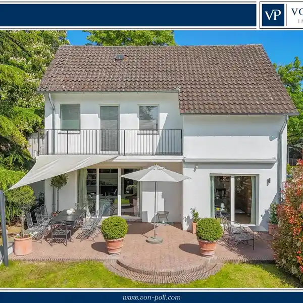 STYLISH HOME ON A SPACIOUS PLOT