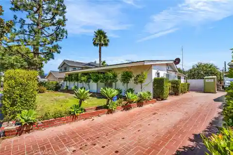 Beautifully Maintained Gem in Prestigious Westport Heights