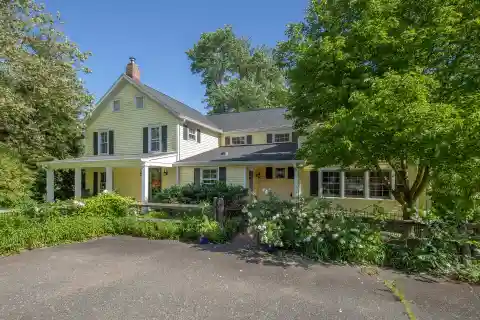 Enduring Charm with Modern Luxury