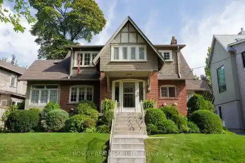 Charming Family Home with Ravine-Side Serenity