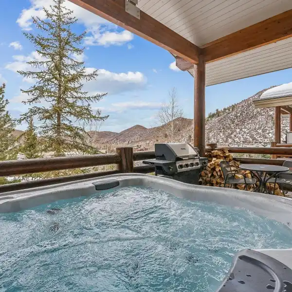 THE PERFECT MOUNTAIN RETREAT