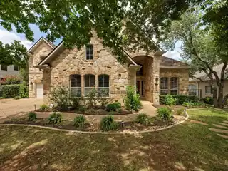 Gorgeous and Spacious Home in Gated Muirfield