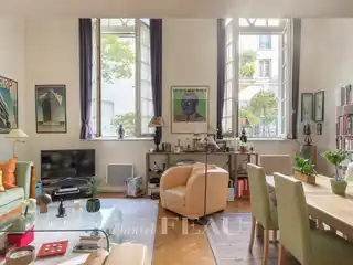 Elegant Apartment in Saint-germain Private Mansion
