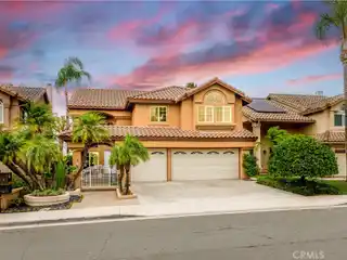 Beautiful Home in Desirable Pacific Ridge