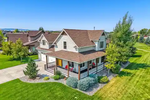 Charm and Comfort in a Beloved Community